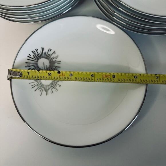 Kutani Burst China (11) Bread Plates White/Silver/Gray Japan Hand Painted VTG - Picture 6 of 12